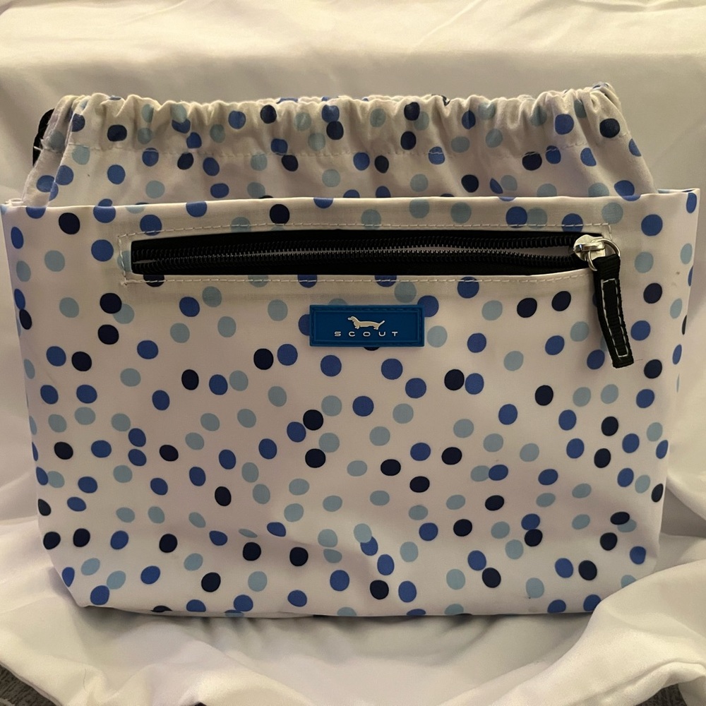 Scout cosmetics bag